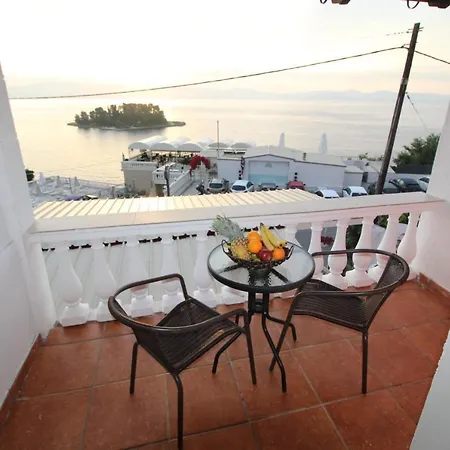 Batis Breeze Bed & Breakfast *